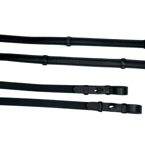 SD super soft reins with stoppers on the out side. Black.  