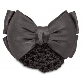 SD Satin hairbow in Black. 