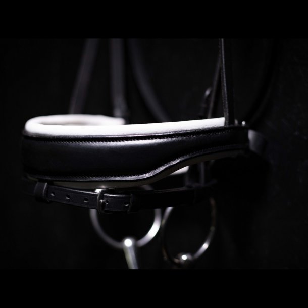 SD Noseband black/white. 