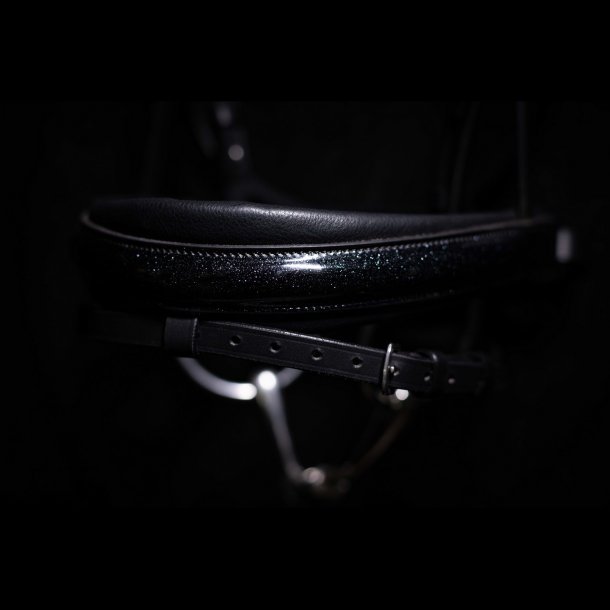 SD Mystery bridle in Black. 